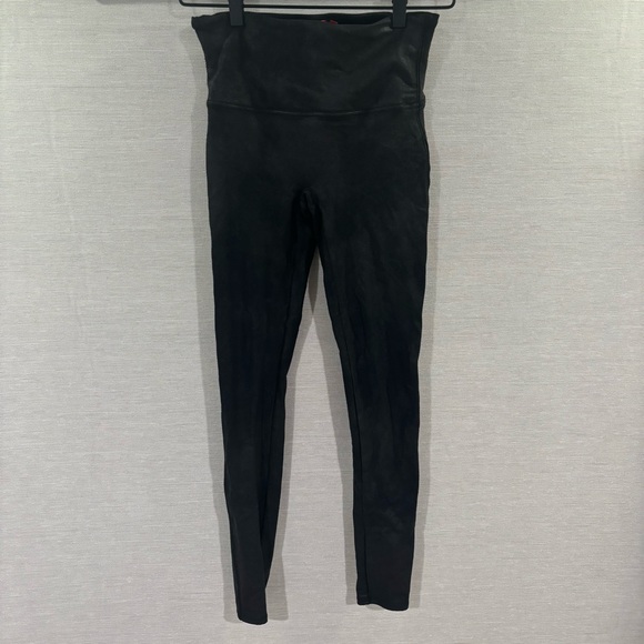 SPANX‎ BLACK FAUX LEATHER LEGGINGS MEDIUM PETITE - Picture 1 of 5